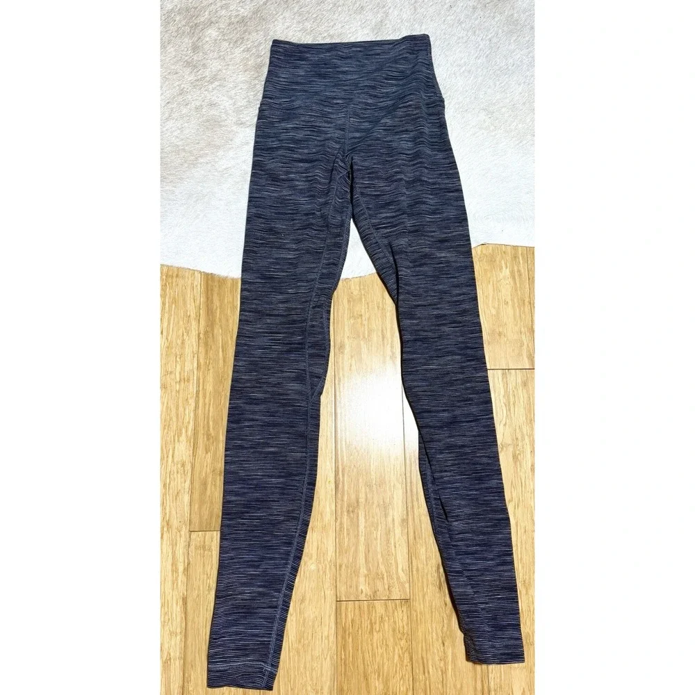 Lululemon Wunder Under High Rise Tight Women's Gray Striped Leggings Size 2‎